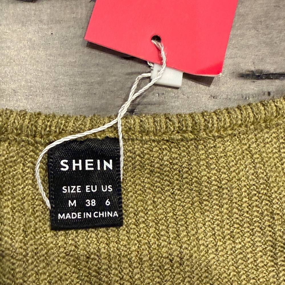 SHEIN Olive Knit Top - Picture 3 of 8